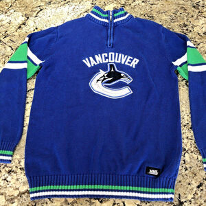 Large NHL Vancouver Canucks Men’s Hockey Sweater Officially Licensed Product
